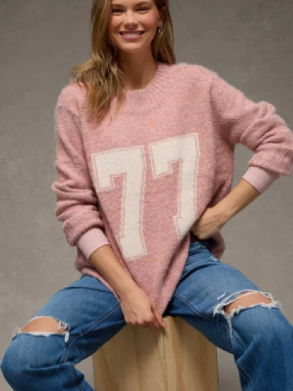 American Eagle Pink Faux Mohair Oversized 77 Graphic Sweater Large Cozy Fall